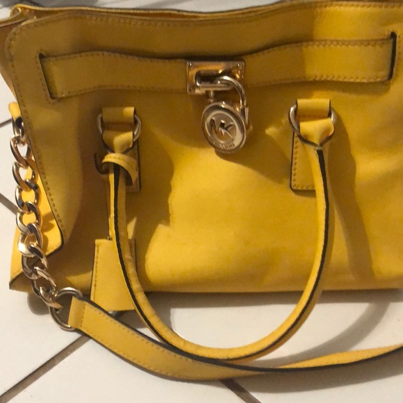 Michael Kors yellow bag - Picture 1 of 7
